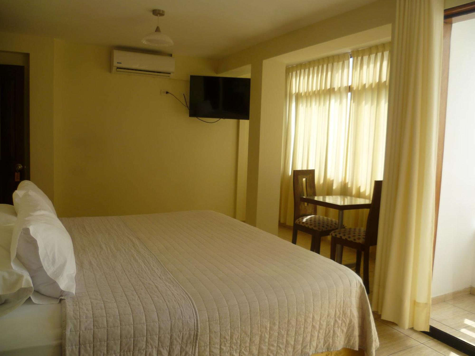Hotel Huankarute Huanchaco Exterior photo